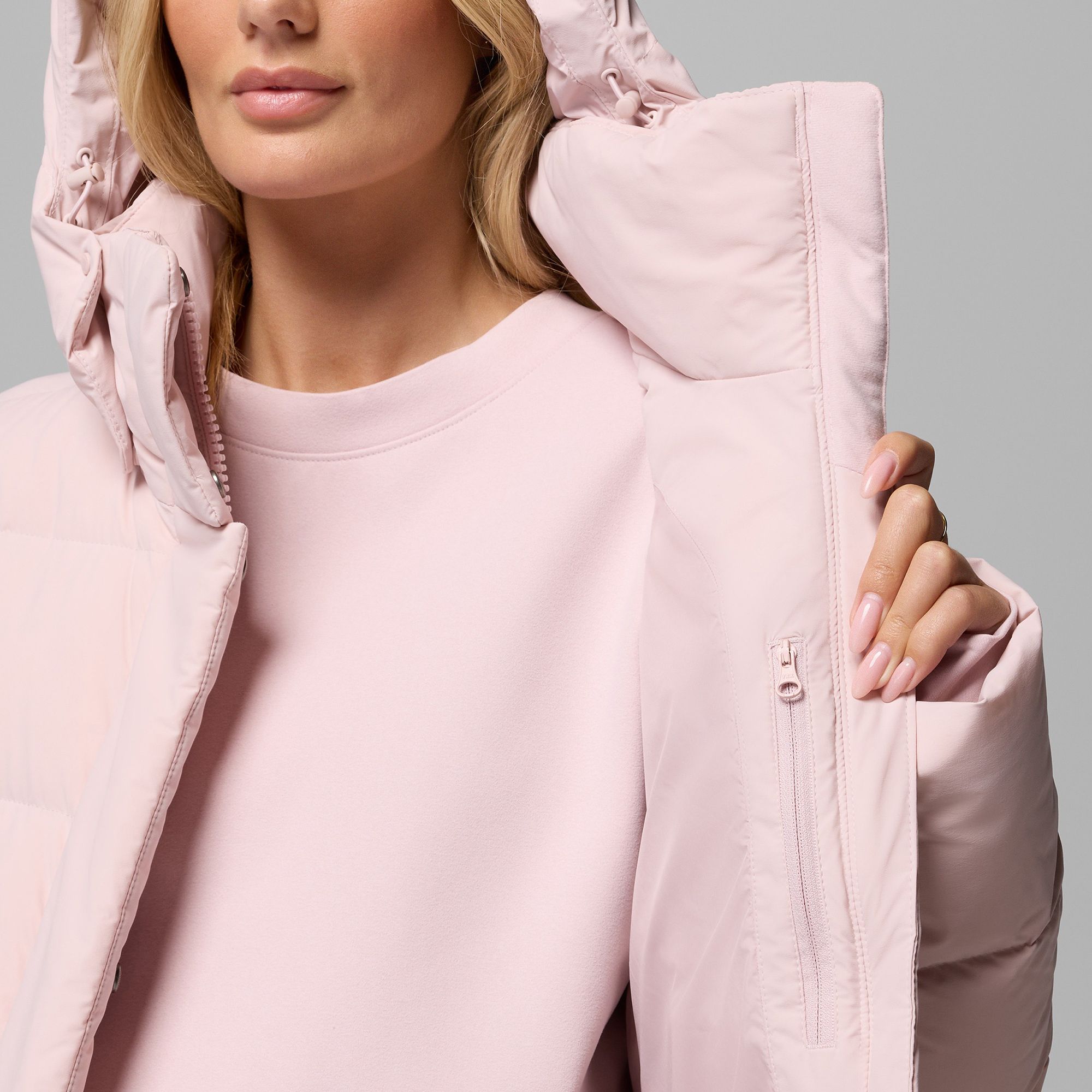 Columbia Women's Amaze Puff Mid Hooded Jacket product image