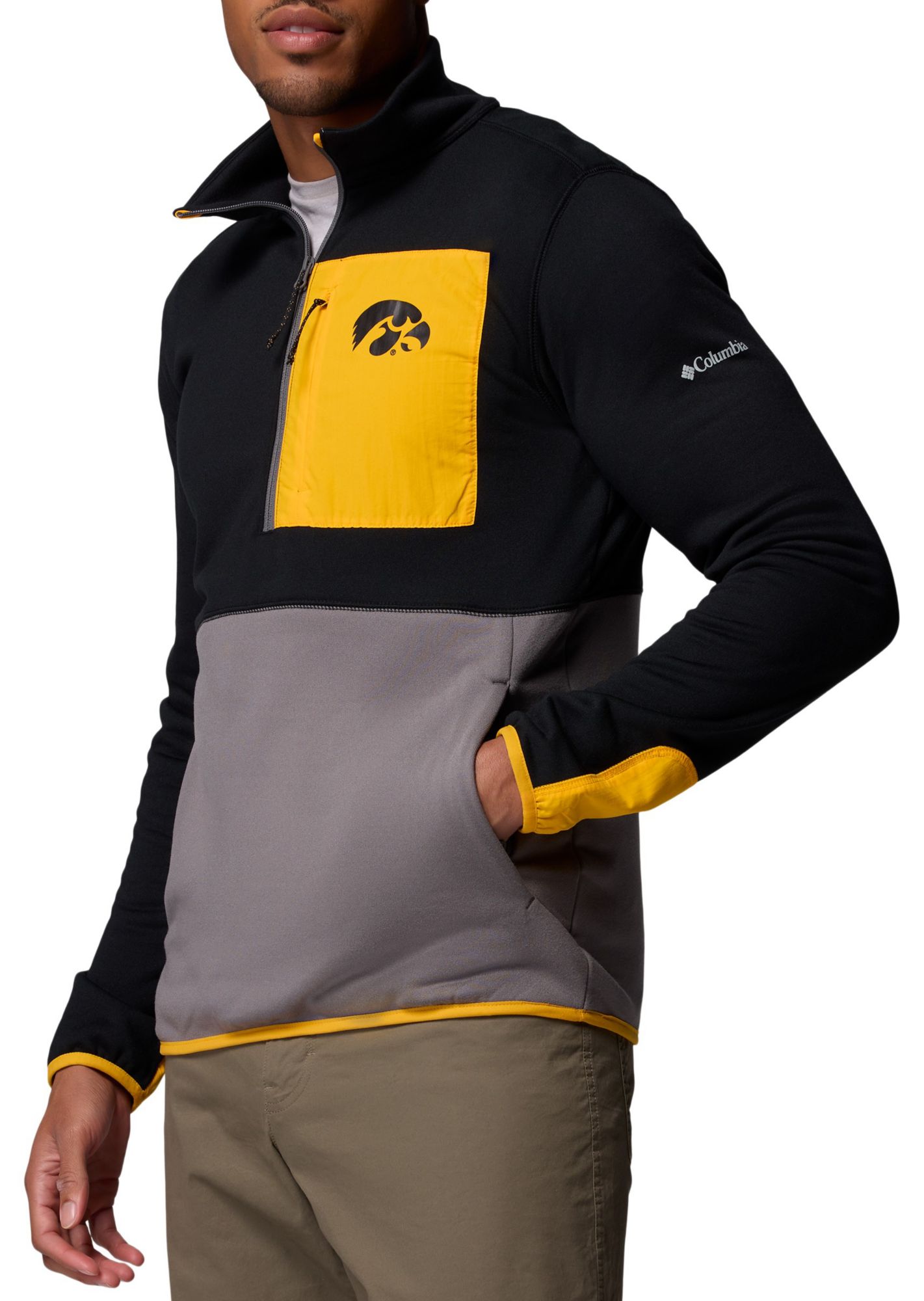 Columbia Men's Iowa Hawkeyes Black Hike Half-Zip Jacket product image