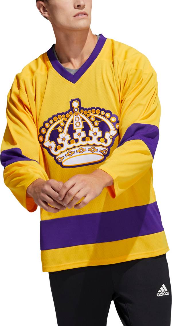 La kings cycling store jersey