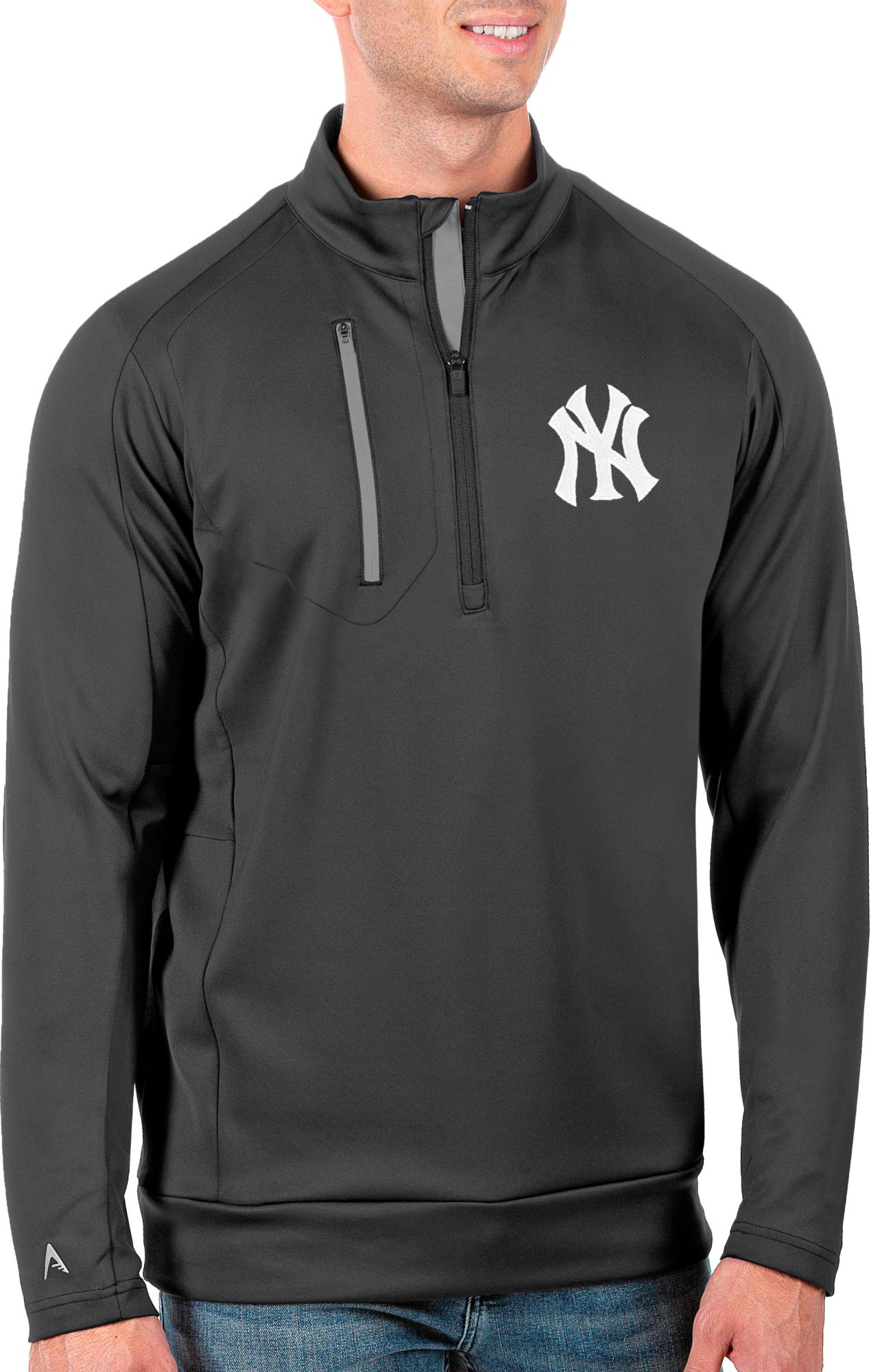 Antigua Men's Tall New York Yankees Generation Carbon Half-Zip Pullover