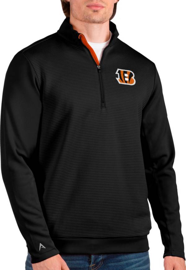 Antigua Men's Cincinnati Bengals Vanquish Black Quarter-Zip Pullover