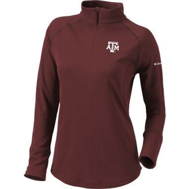 sorry, Columbia Women's Texas A&M Aggies Maroon Flop Shot Half-Zip Pullover Shirt is currently out of stock