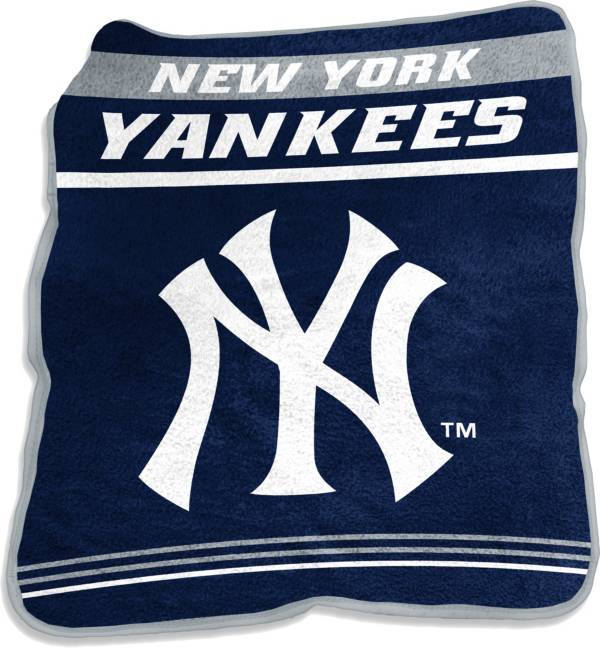 Logo New York Yankees 50'' x 60'' Game Day Throw Blanket