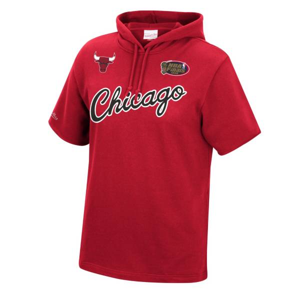 Mitchell & Ness Men's Chicago Bulls Short Sleeve Hoodie