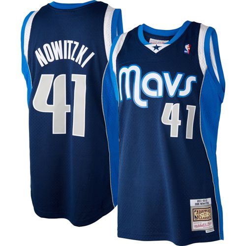 Mitchell & Ness Adult Dallas Mavericks Dirk Nowitzki #41 2004