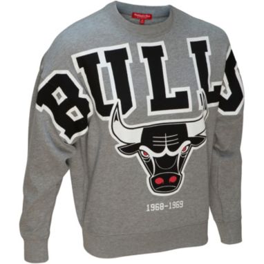 sorry, Mitchell & Ness Women's Chicago Bulls Grey Fleece Crewneck is currently out of stock