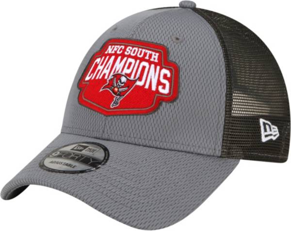 New Era Adult Tampa Bay Buccaneers 2021 NFC South Division Champions Locker Room 9Forty Adjustable Hat
