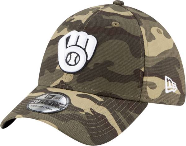 New Era Men's Milwaukee Brewers Camo Armed Forces 39Thirty Fitted Hat