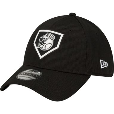 sorry, New Era Men's Cincinnati Reds Black Club 39Thirty Stretch Fit Hat is currently out of stock