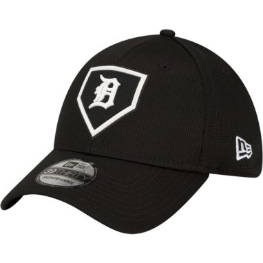 sorry, New Era Men's Detroit Tigers Black Club 39Thirty Stretch Fit Hat is currently out of stock