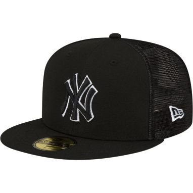 sorry, New Era Men's New York Yankees 59Fifty Fitted Hat is currently out of stock