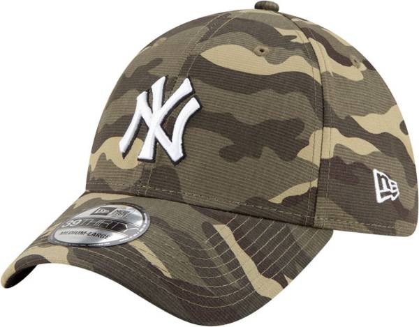 New Era Men's New York Yankees Camo Armed Forces 39Thirty Fitted Hat