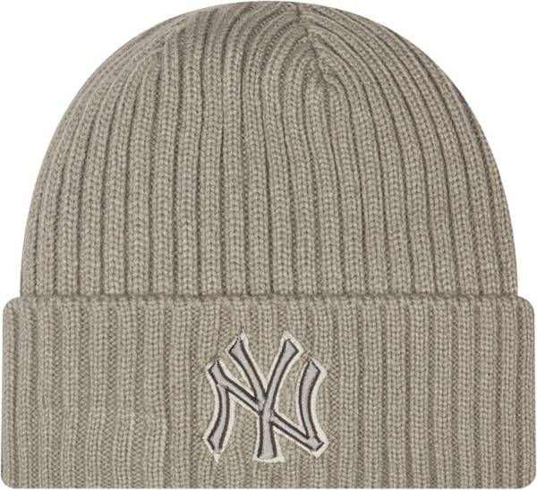 New Era Men's New York Yankees Grey Core Classic Knit Hat