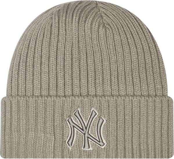 New Era Men's New York Yankees Grey Core Classic Knit Hat