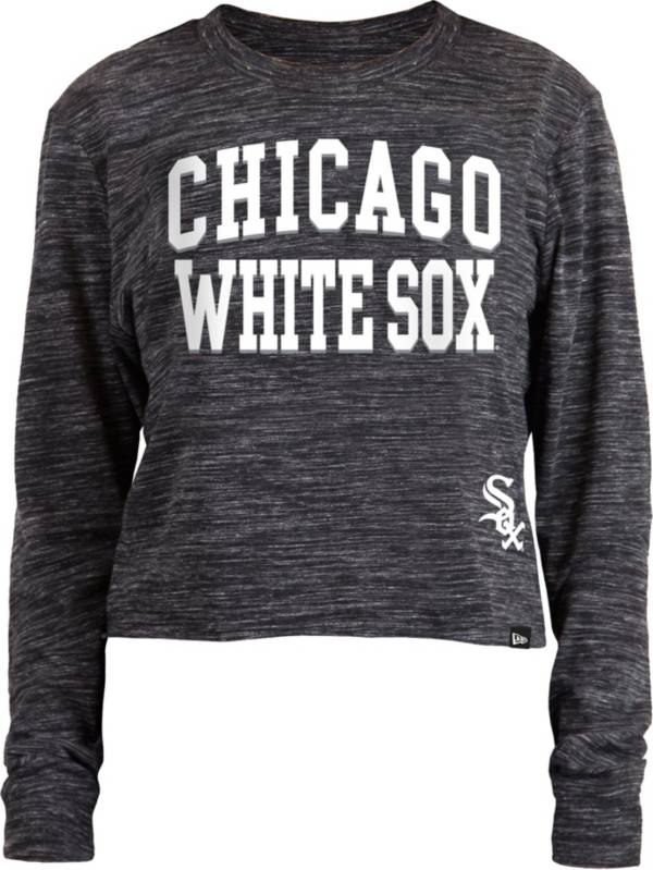 New Era Women's Chicago White Sox Black Cropped Long Sleeve T-Shirt