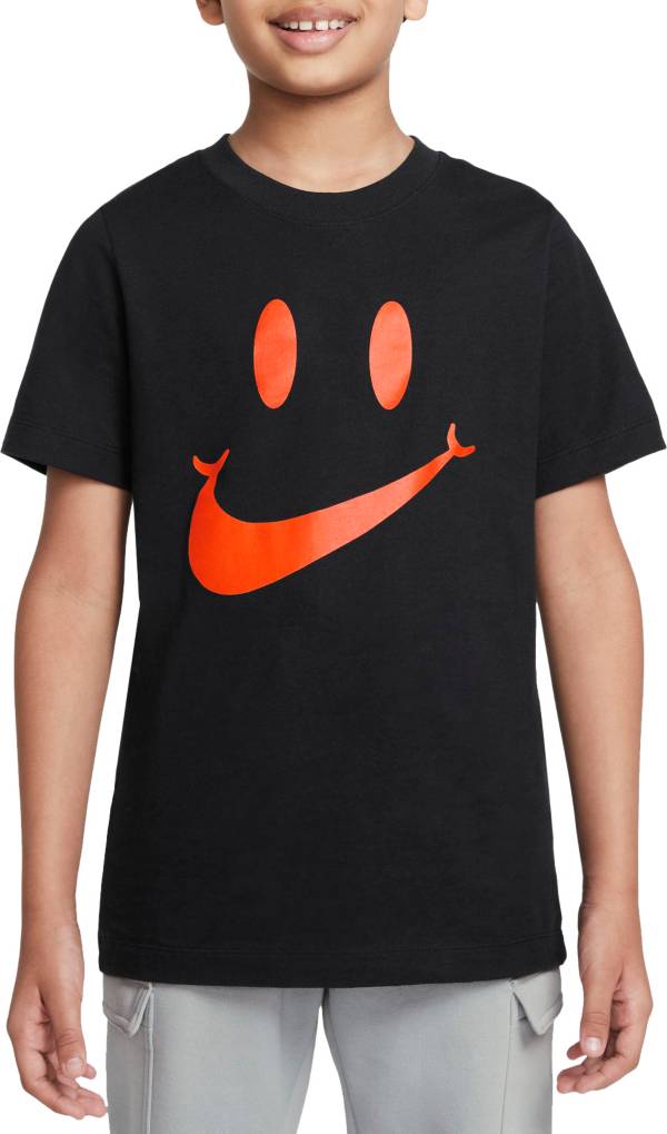 vandfald Regeneration Medfølelse Nike Boys' Sportswear Smile T-Shirt | Dick's Sporting Goods