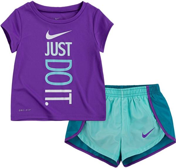 Nike Little Girls' Dri-FIT Logo T-Shirt and Sprinter Shorts Set