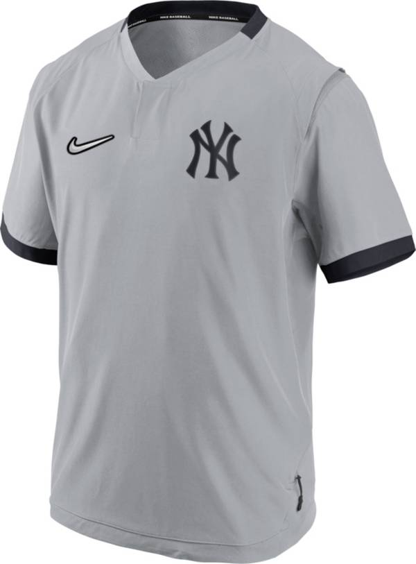 Nike Men's New York Yankees Grey Short Sleeve Hot Jacket