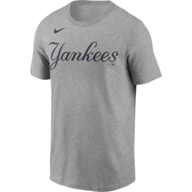 sorry, Nike Men's New York Yankees Grey Wordmark T-Shirt is currently out of stock