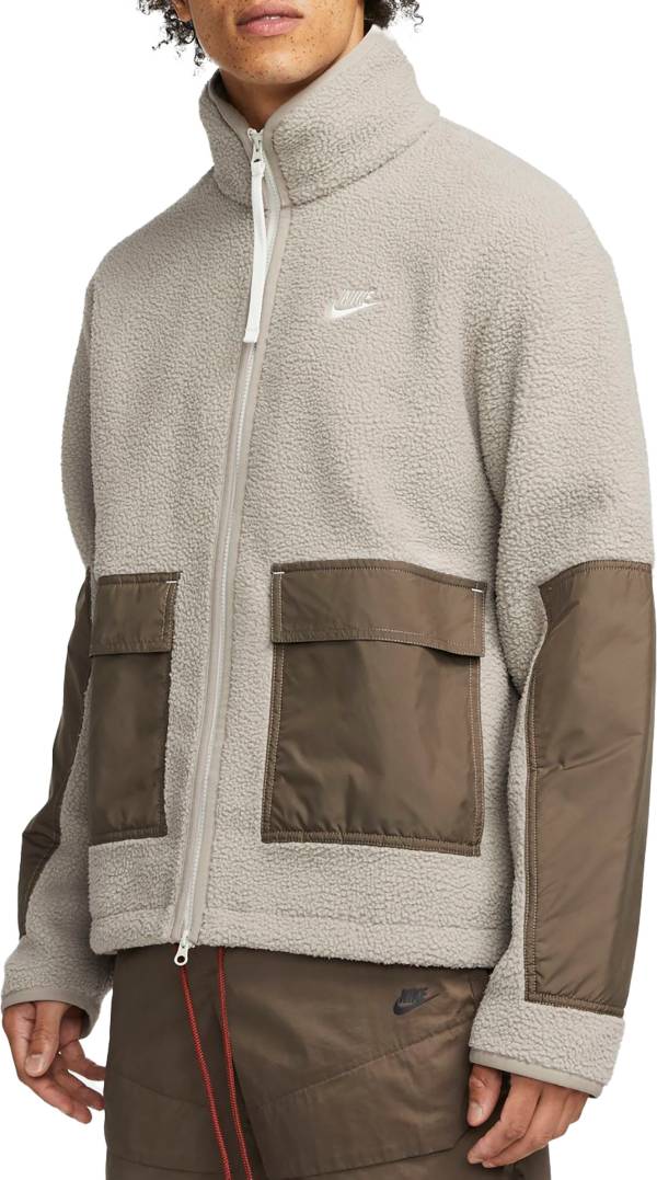 nike sportswear tech essentials 