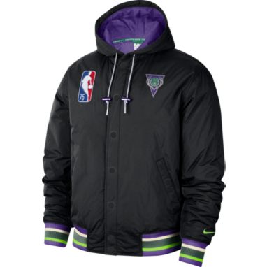 sorry, Nike Men's 2021-22 City Edition Milwaukee Bucks Black Full Zip Jacket is currently out of stock