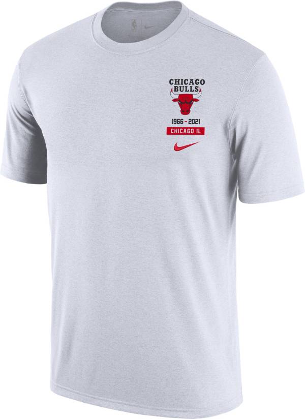 Nike Men's 2021-22 City Edition Chicago Bulls White Story T-Shirt