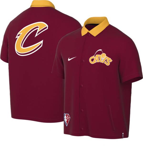 Nike Men's 2021-22 City Edition Cleveland Cavaliers Red Full Showtime Full Zip Short Sleeve Jacket product image
