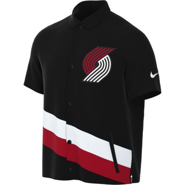 sorry, Nike Men's 2021-22 City Edition Portland Trail Blazers Black Full Showtime Full Zip Short Sleeve Jacket is currently out of stock