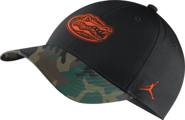 Jordan Men's Florida Gators Black/Camo Military Appreciation Adjustable Hat