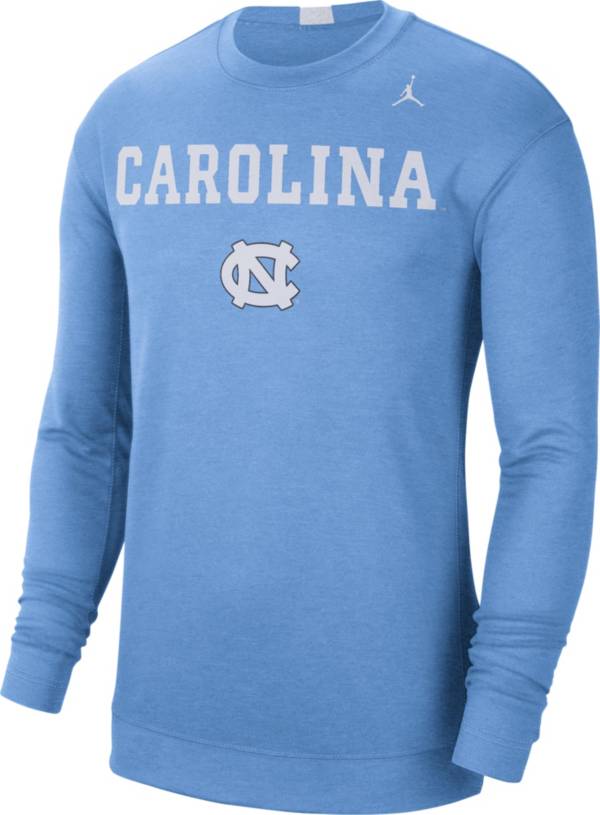 Jordan Men's North Carolina Tar Heels Carolina Blue Spotlight Basketball Long Sleeve T-Shirt