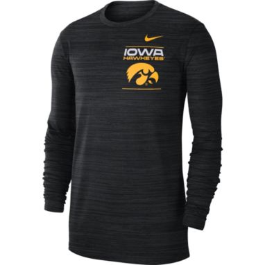 sorry, Nike Men's Iowa Hawkeyes Dri-FIT Velocity Football Sideline Black Long Sleeve T-Shirt is currently out of stock