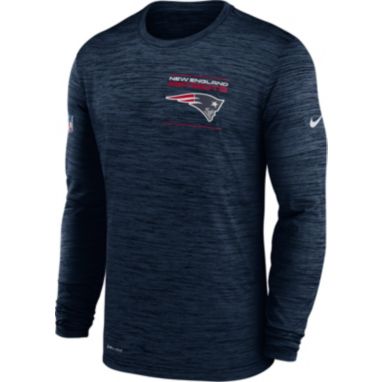 sorry, Nike Men's New England Patriots Sideline Legend Velocity Navy Long Sleeve T-Shirt is currently out of stock