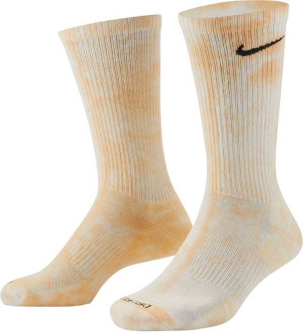 Nike Everyday Plus Cushioned Tie-Dye Crew Socks - 2 Pack | DICK'S ...
