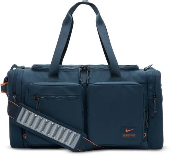 Gecomprimeerd fontein oog Nike Utility Power Training Medium Duffel Bag | Dick's Sporting Goods