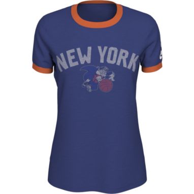 sorry, Nike Women's New York Knicks Blue Logo T-Shirt is currently out of stock