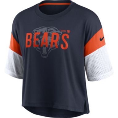 sorry, Nike Women's Chicago Bears Cropped Navy T-Shirt is currently out of stock