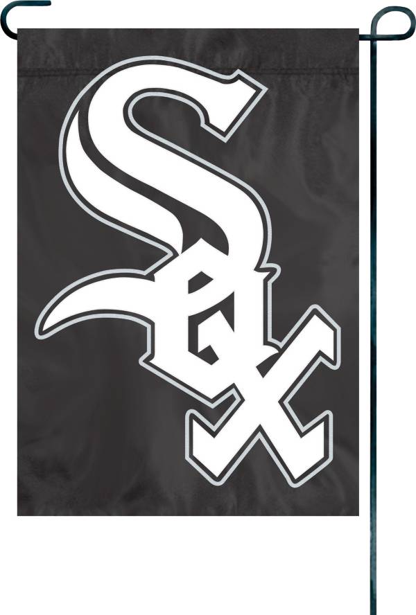 Party Animal Chicago White Sox Garden Flag product image