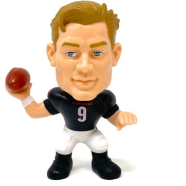 sorry, Party Animal Big Shot Ballers Cincinnati Bengals Joe Burrow Mini-Figurine is currently out of stock