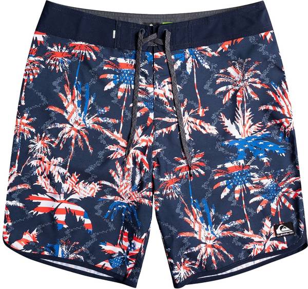 Quiksilver Men's Everyday Scallop 19” Board Shorts product image