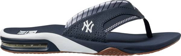 Reef Men's Fanning X MLB Yankees