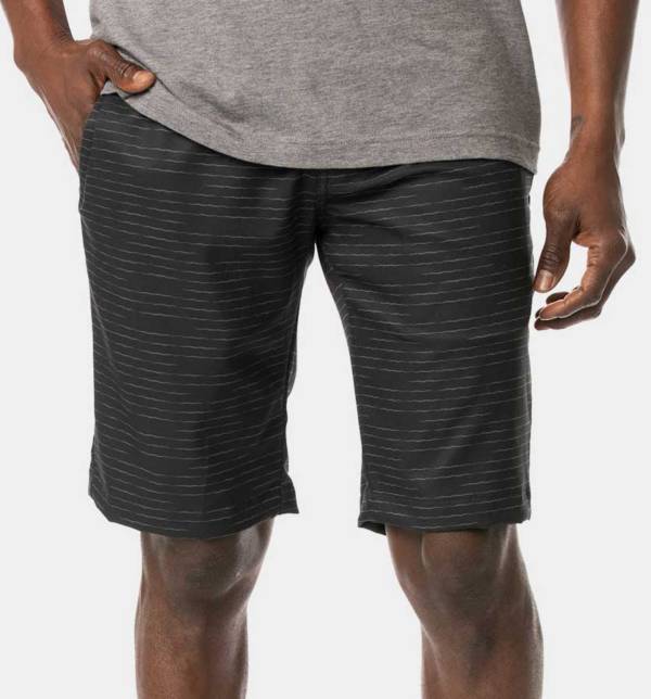 TravisMathew Men's Kickin' Leaves Shorts