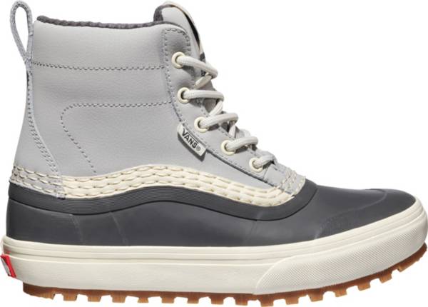 Vans standard hotsell snow boot