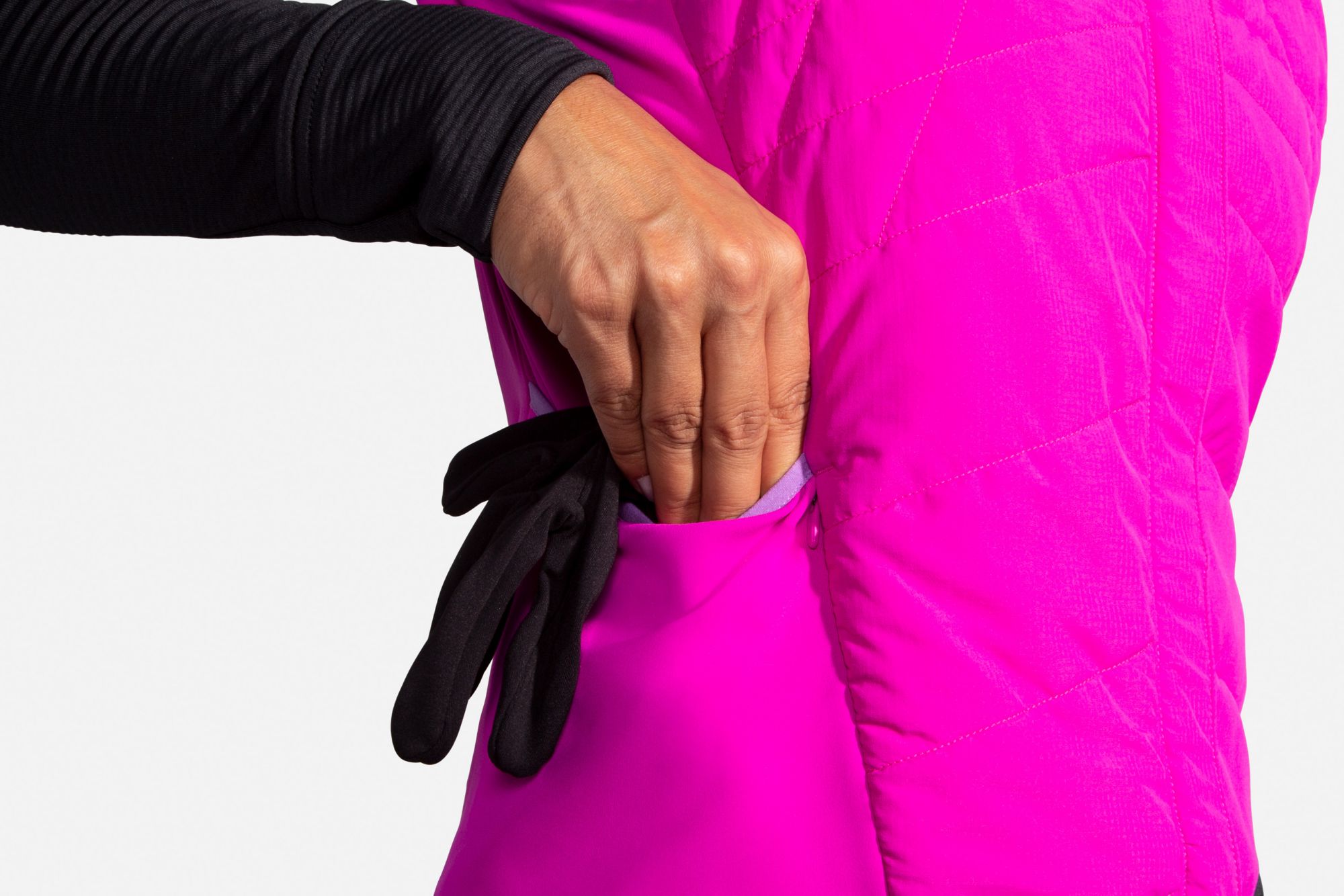 Brooks Women's Shield Hybrid Vest product image