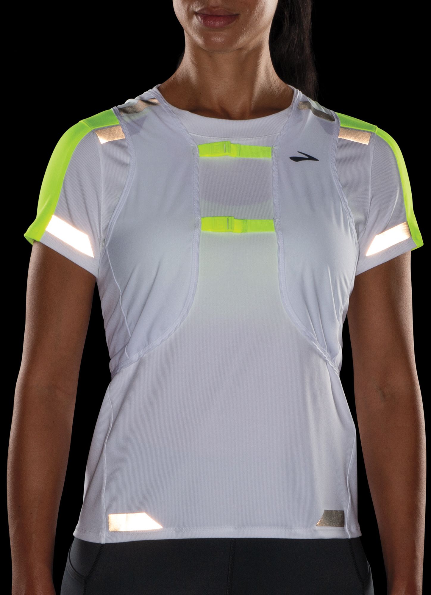 Brooks Women's Run Visible Convertible Jacket product image