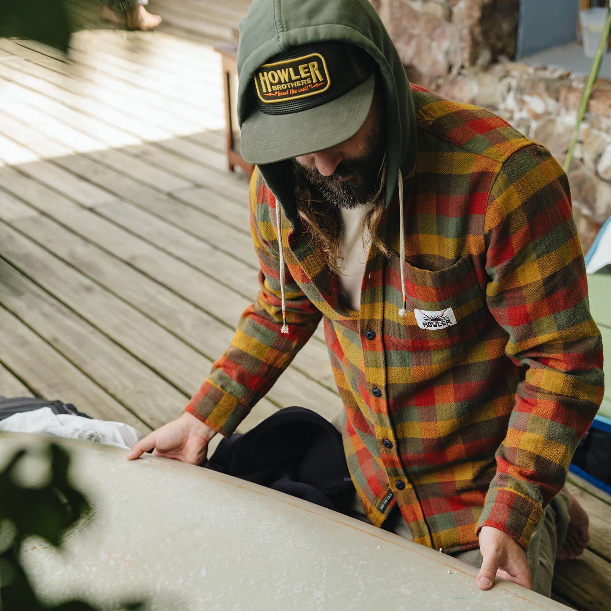 Howler Brothers Men's Salvo Hooded Blanket Flannel product image