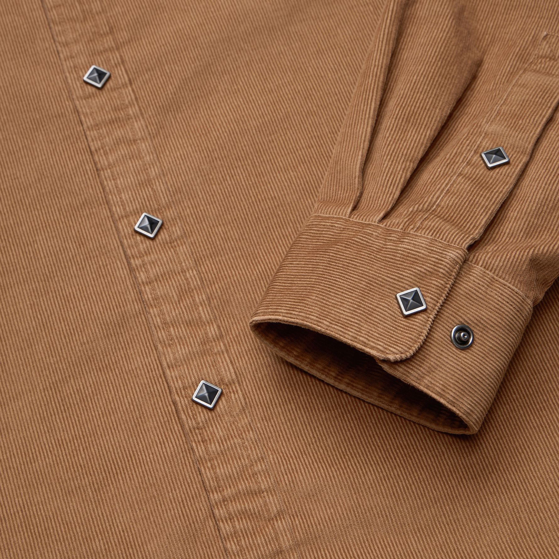 Howler Brothers Men's Banning Corduroy Snapshirt product image