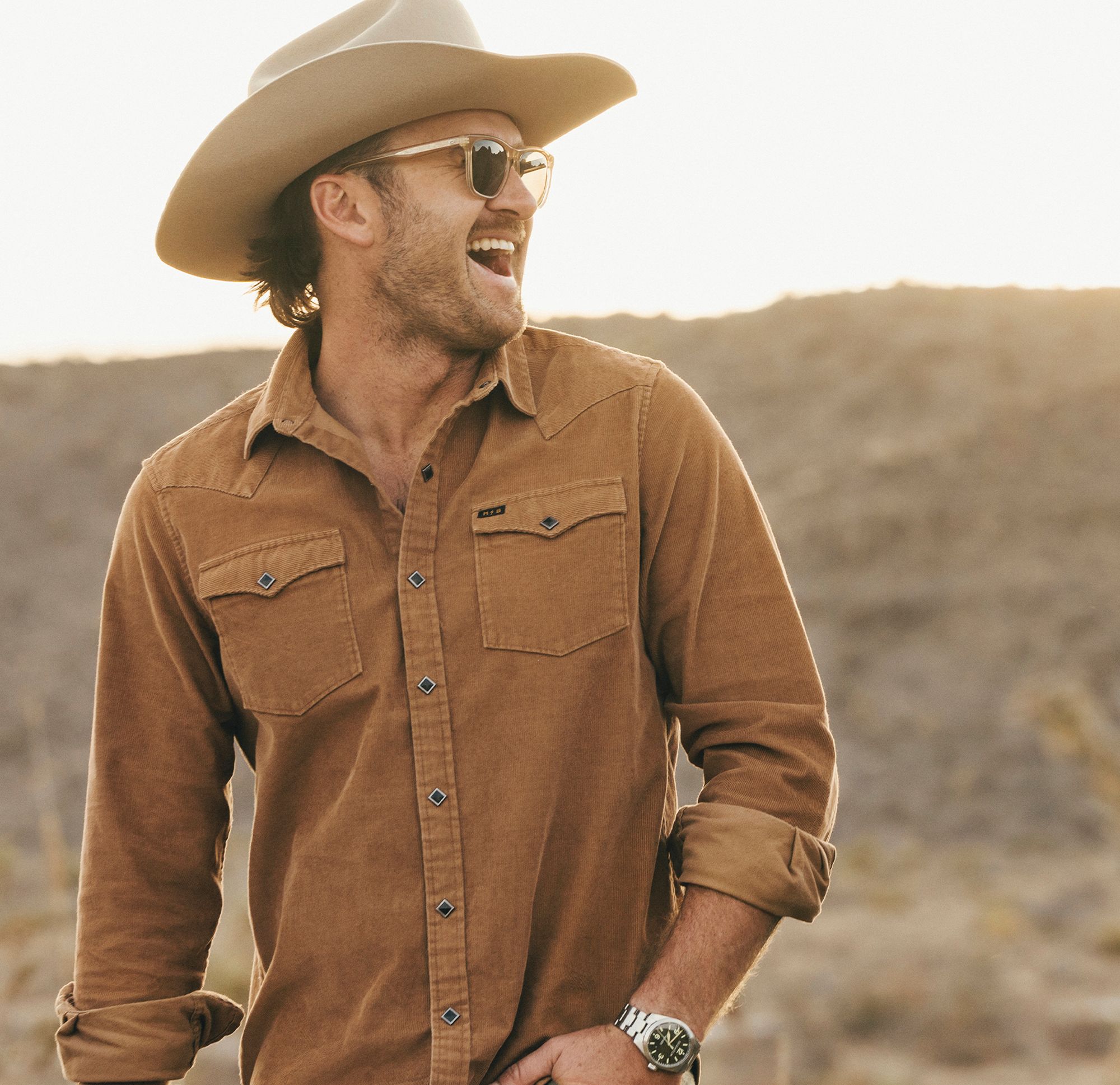 Howler Brothers Men's Banning Corduroy Snapshirt product image