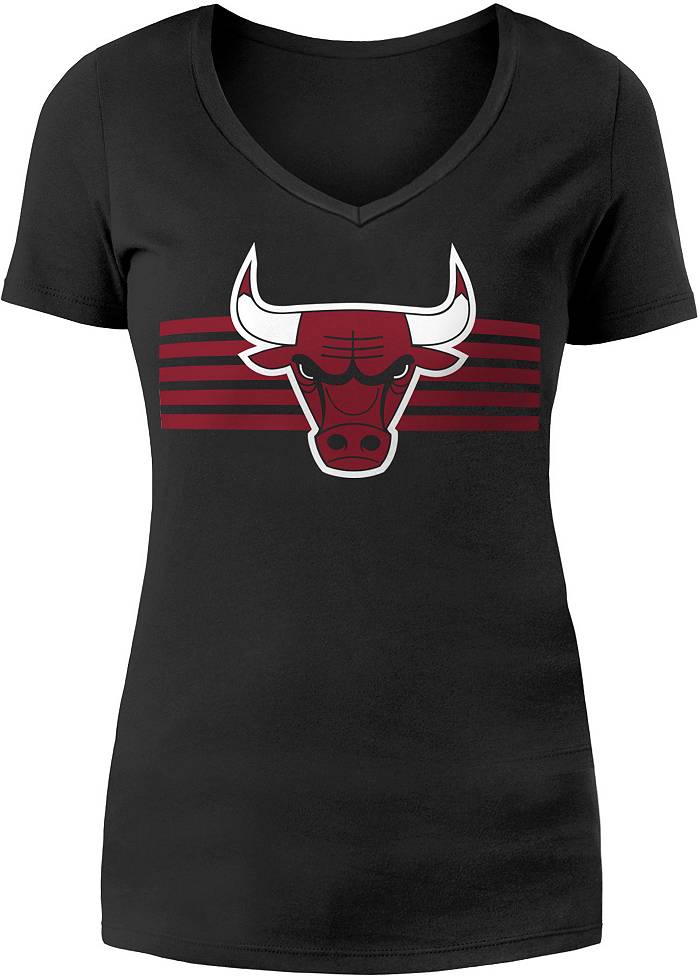 5th & Ocean Women's Chicago Bulls Black Camo Cropped Sweatshirt, XL