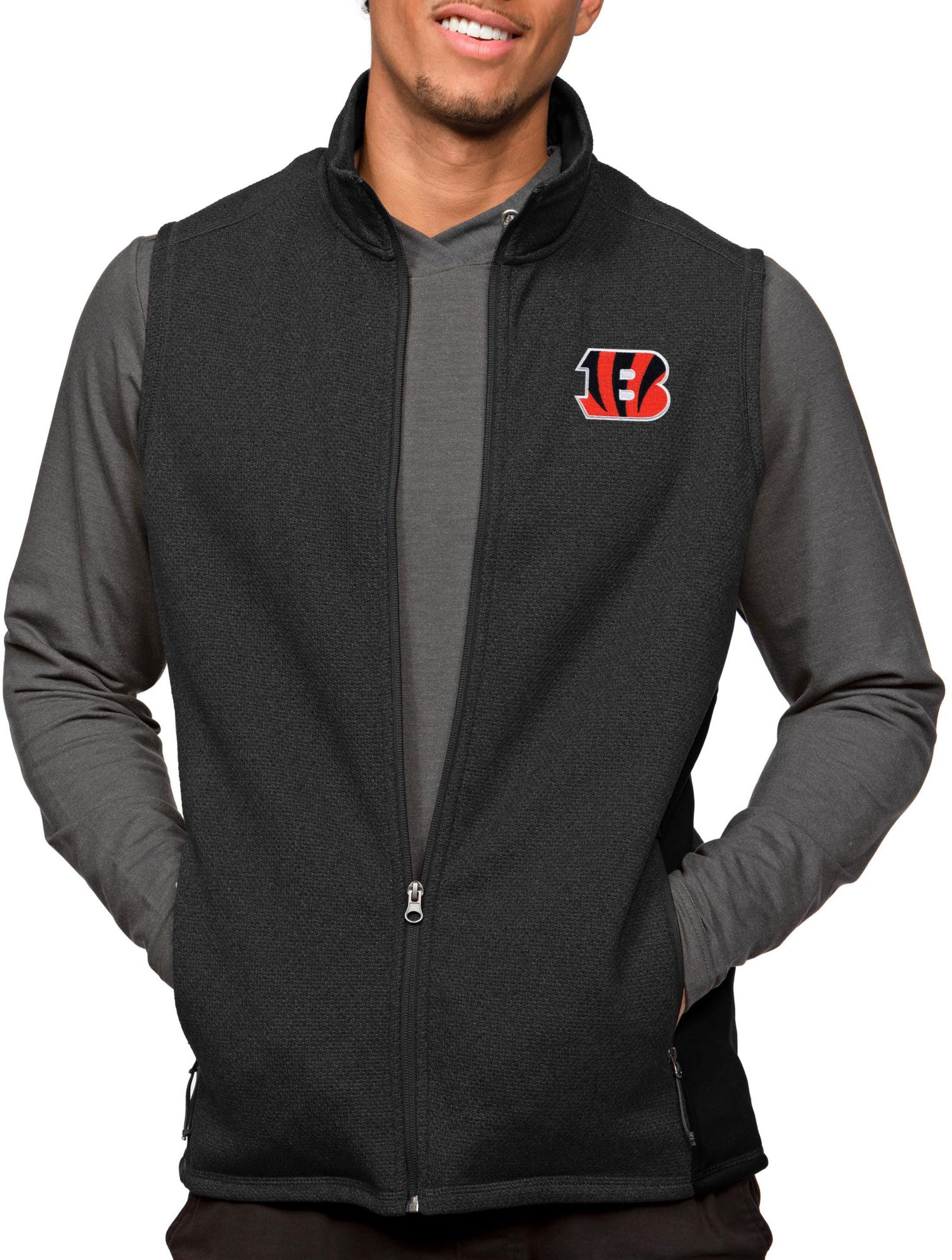 Antigua Cincinnati Bengals Course Black Heather Vest