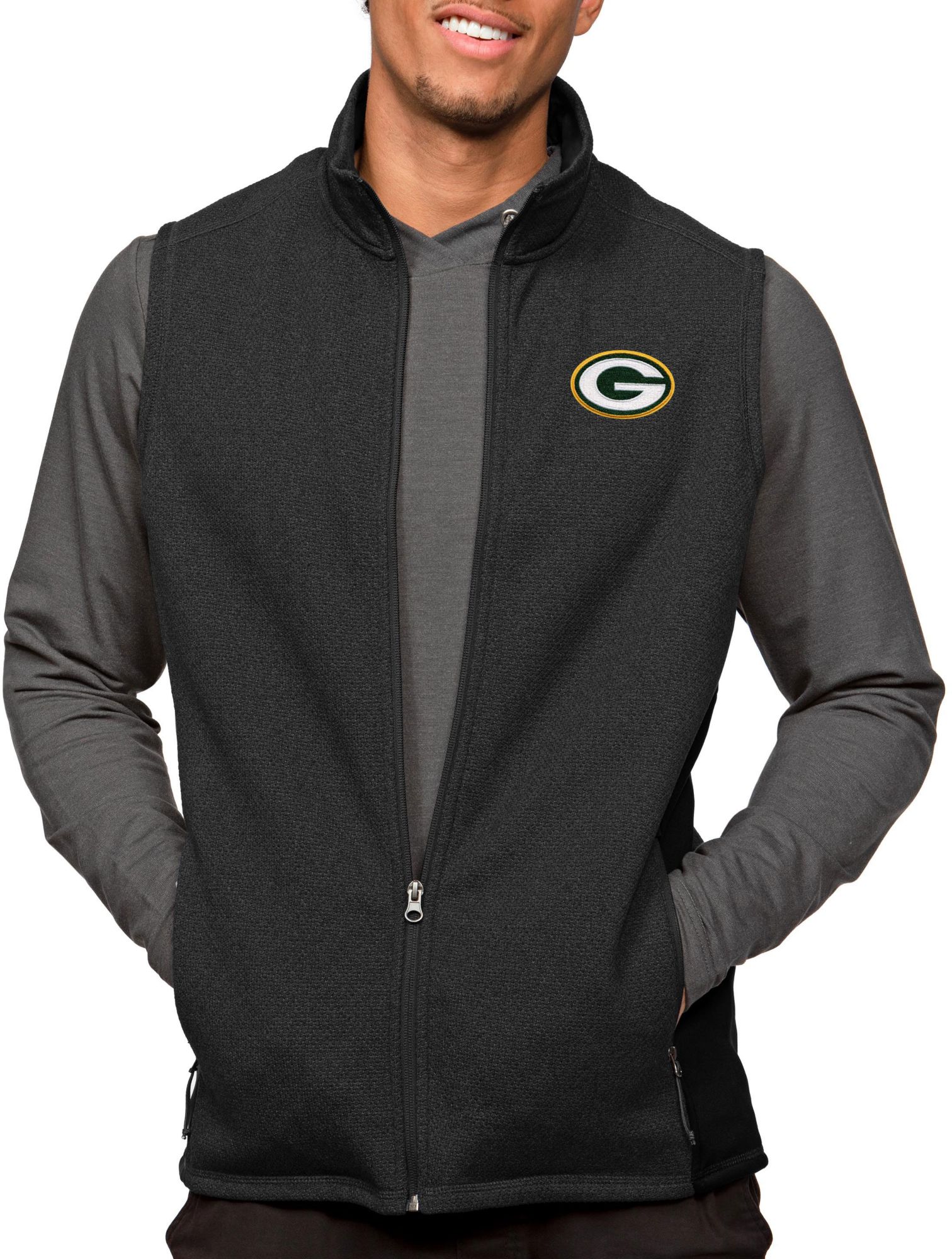 Antigua Green Bay Packers Course Black Heather Vest